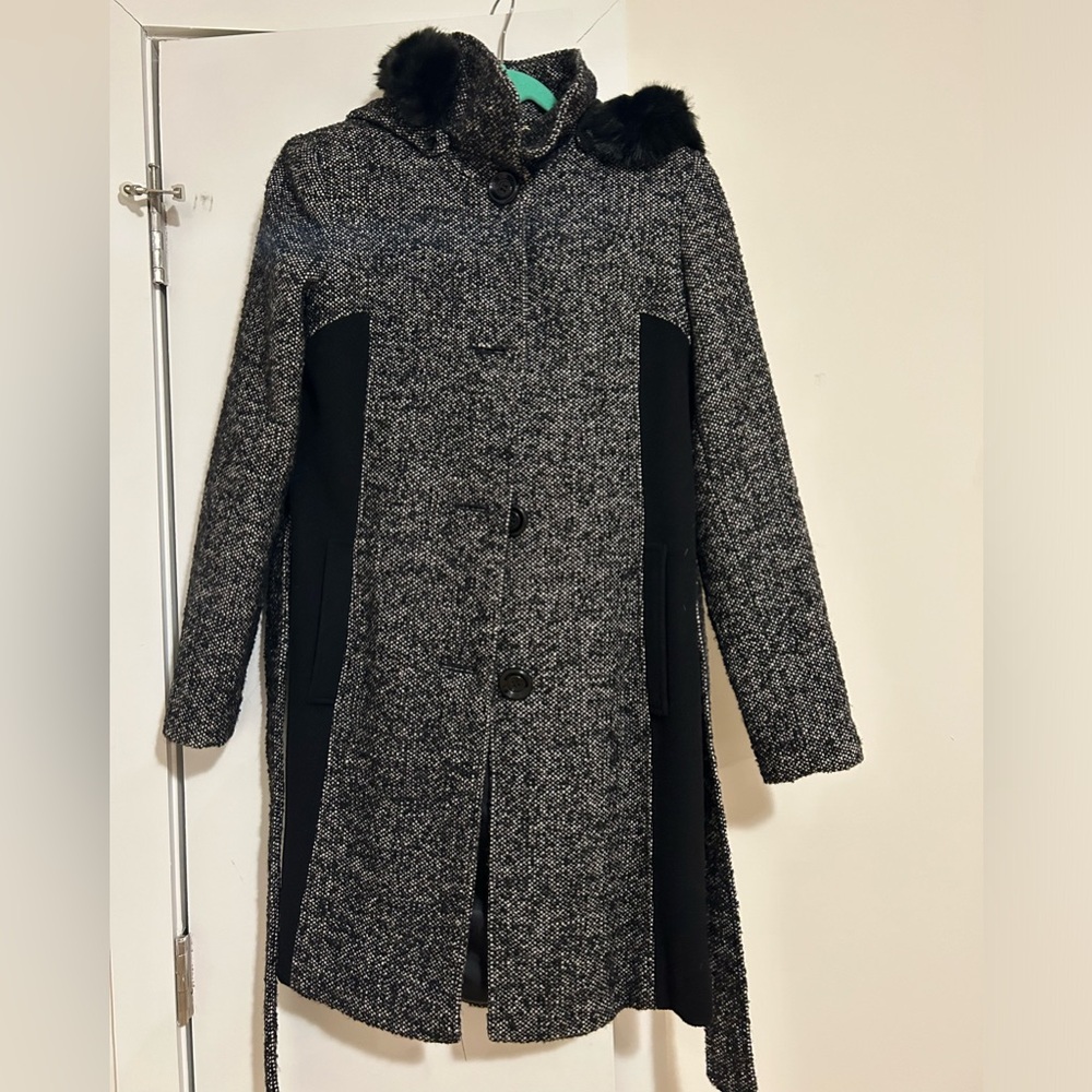 Ellen Tracy Wool Coat, Size 4